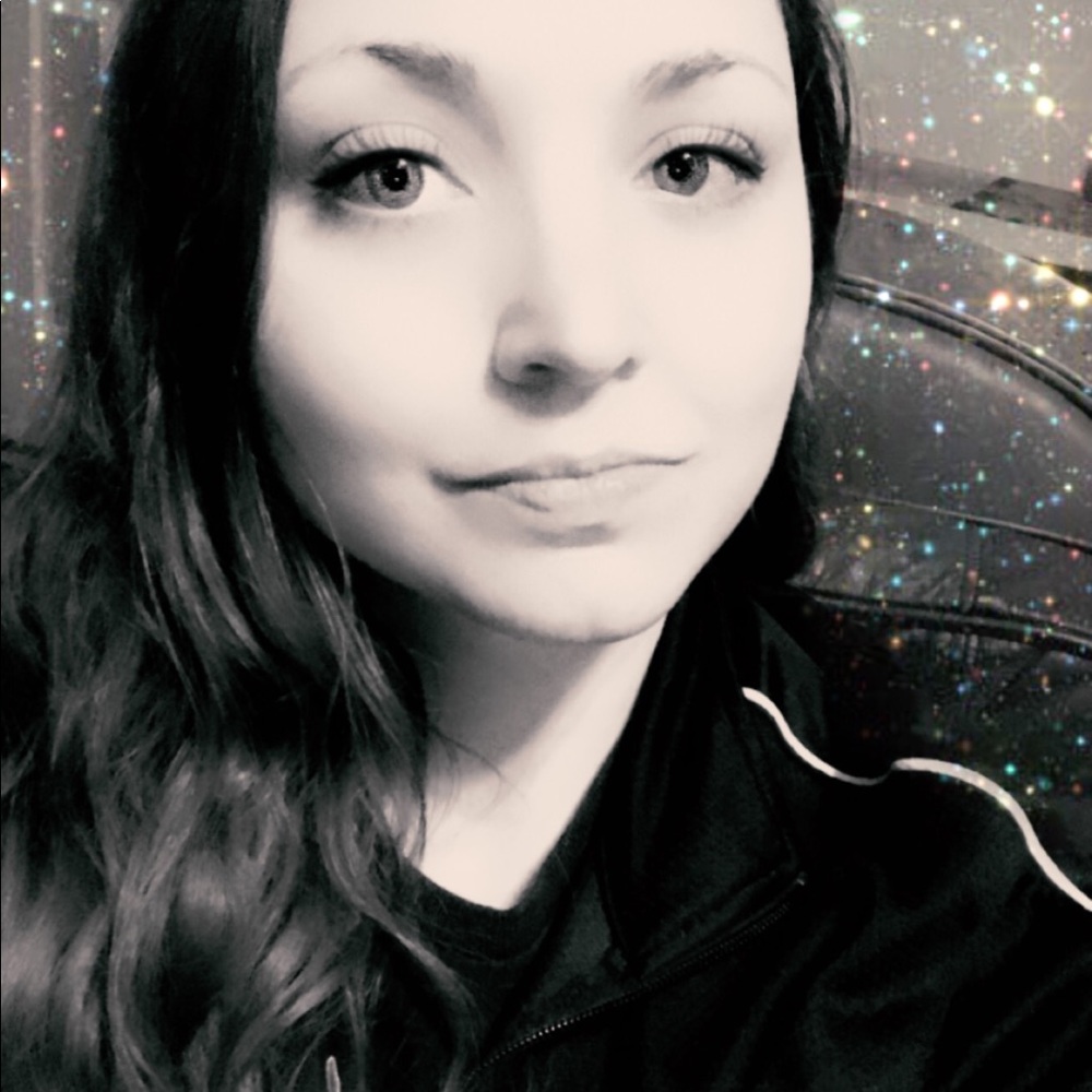 Meet your Posher, Melanie